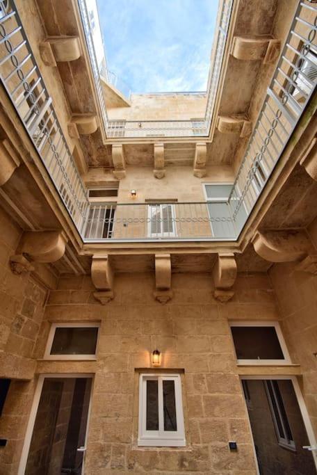 Vallettastay Old Lodge Apartment 3 מראה חיצוני תמונה
