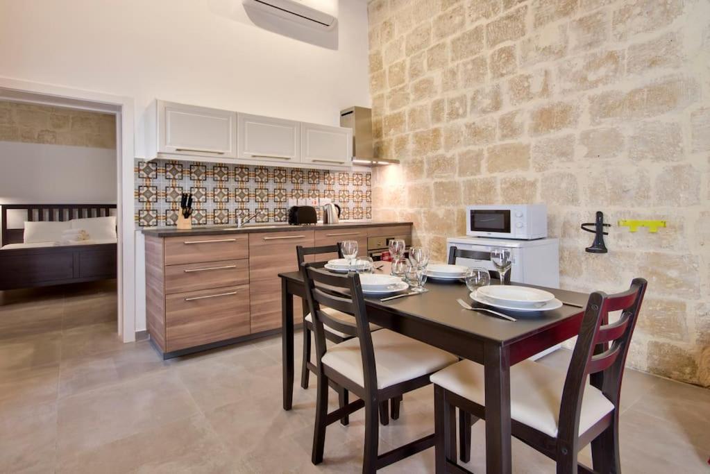 Vallettastay Old Lodge Apartment 3 מראה חיצוני תמונה