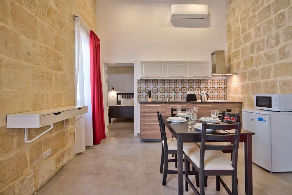 Vallettastay Old Lodge Apartment 3 מראה חיצוני תמונה